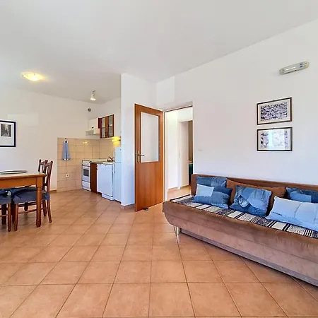 Culic-1 By Interhome Apartman